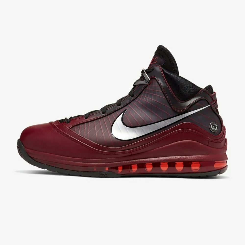 LeBron 7 Christmas 2019 Basketball Shoes